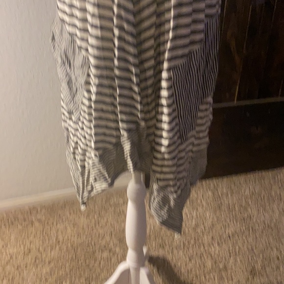 Women’s Cardigan - Picture 3 of 5